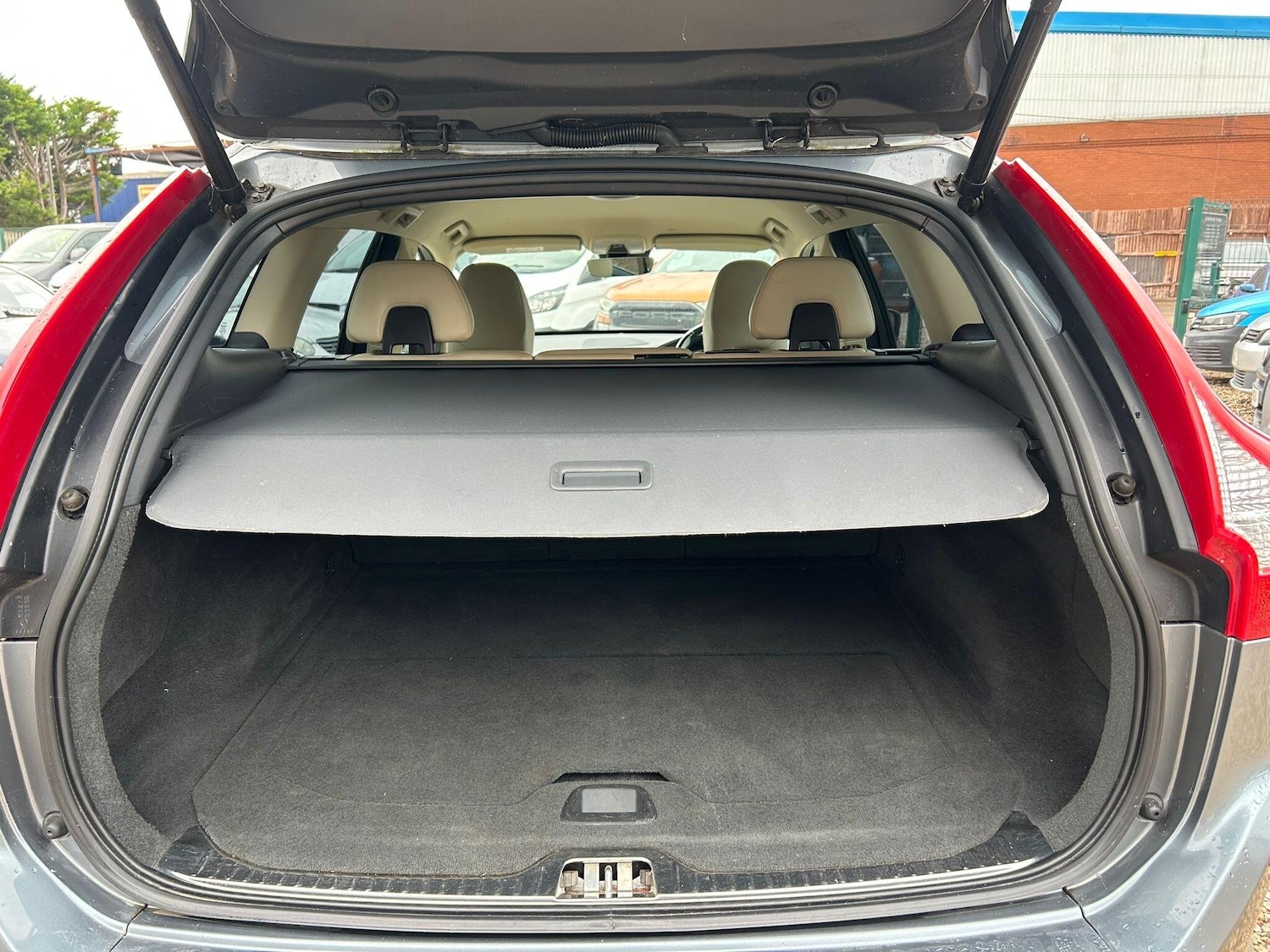 Used Volvo XC60 2015 for sale - 76001276: Photo 22