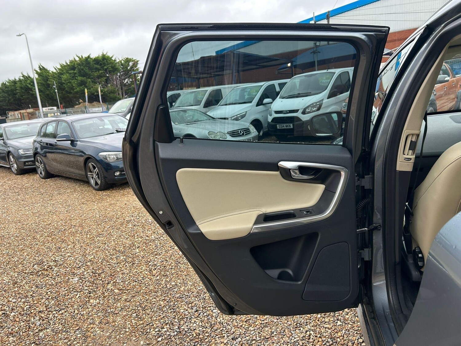 Used Volvo XC60 2015 for sale - 76001276: Photo 63