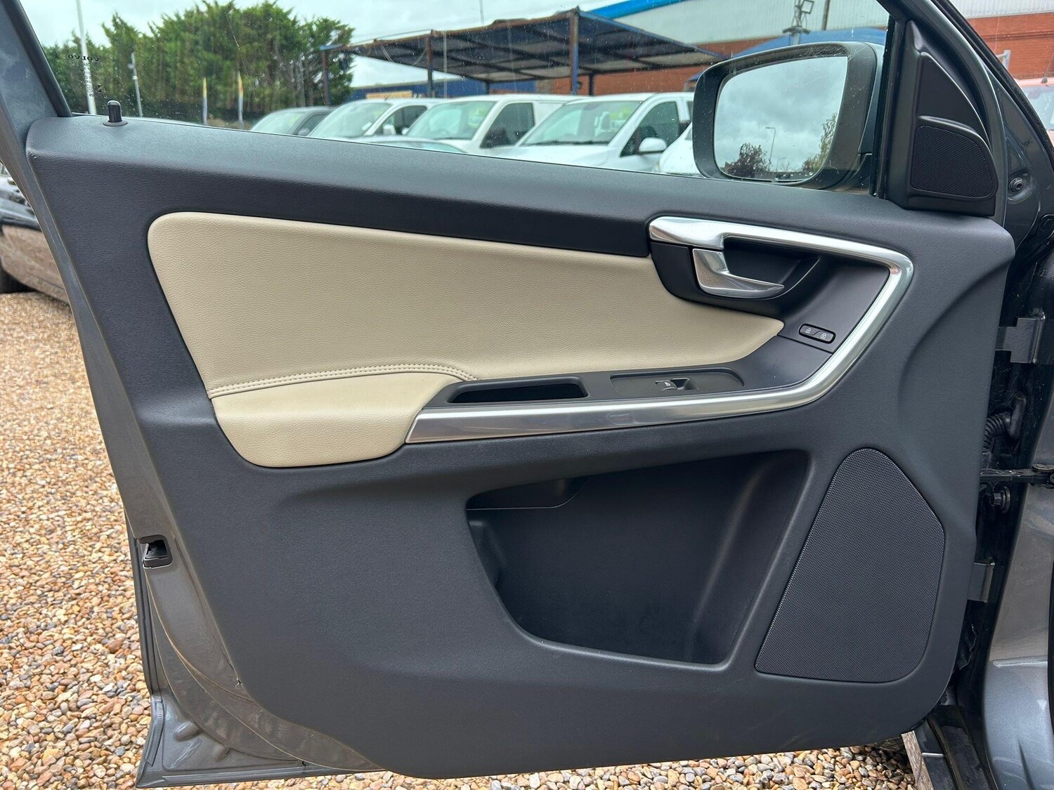 Used Volvo XC60 2015 for sale - 76001276: Photo 74