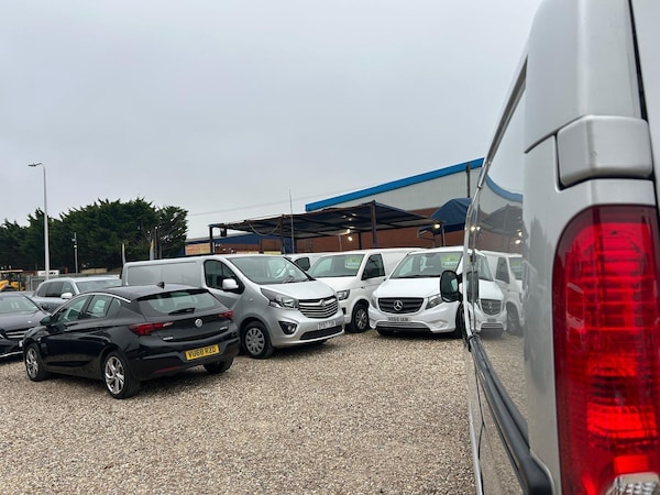 Used Vauxhall Vivaro 2013 for sale - 76296126: Photo 16