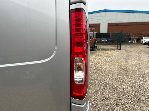 Used Vauxhall Vivaro 2013 for sale - 76296126: Photo 71