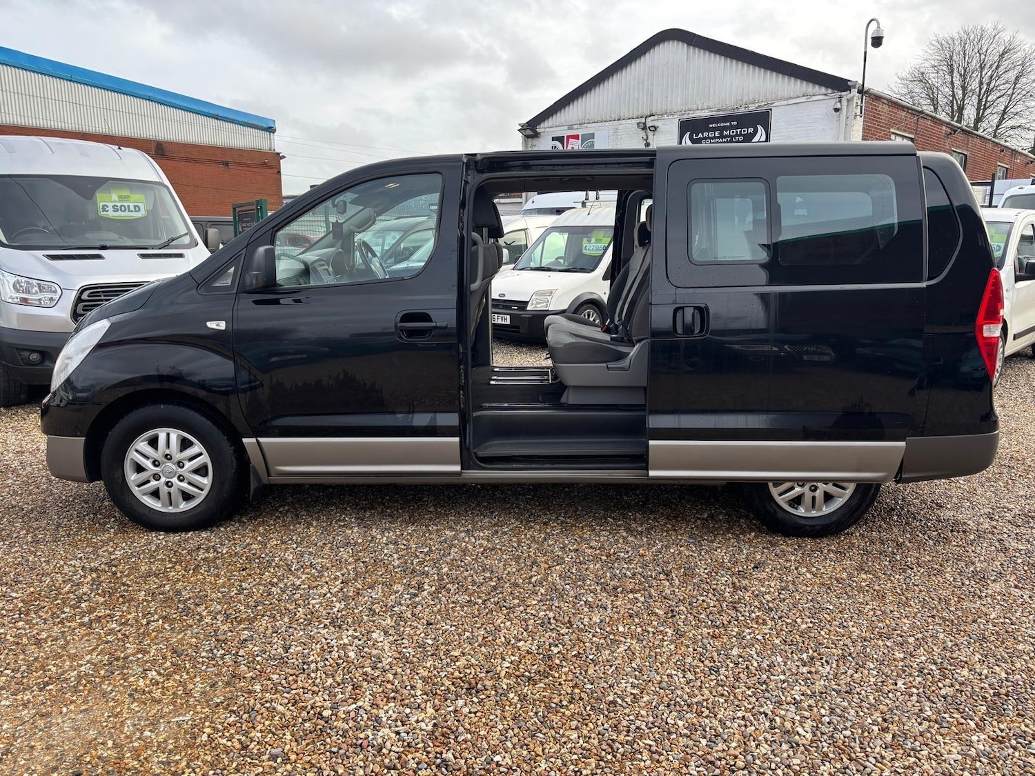 Used Hyundai i800 2017 for sale - 77386524: Photo 7