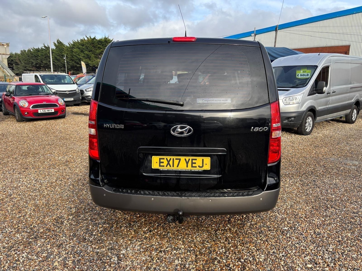 Used Hyundai i800 2017 for sale - 77386524: Photo 8