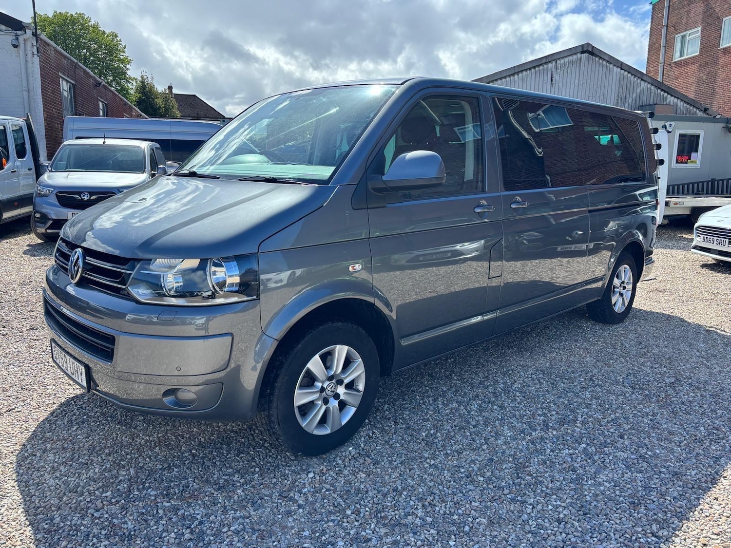 Used Volkswagen Transporter Shuttle 2010 for sale - 78220321: Photo 4