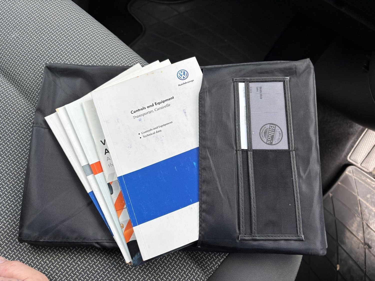 Used Volkswagen Transporter Shuttle 2010 for sale - 78220321: Photo 48