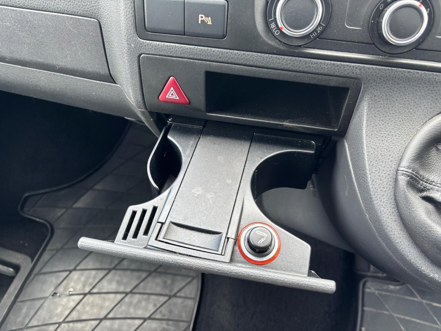 Used Volkswagen Transporter Shuttle 2010 for sale - 78220321: Photo 55