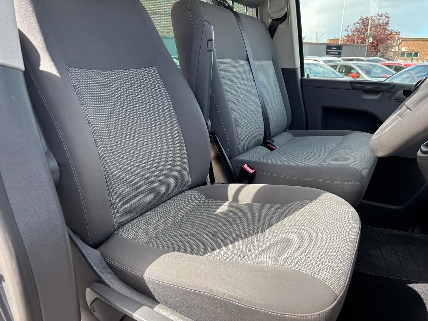 Used Volkswagen Transporter Shuttle 2010 for sale - 78220321: Photo 74