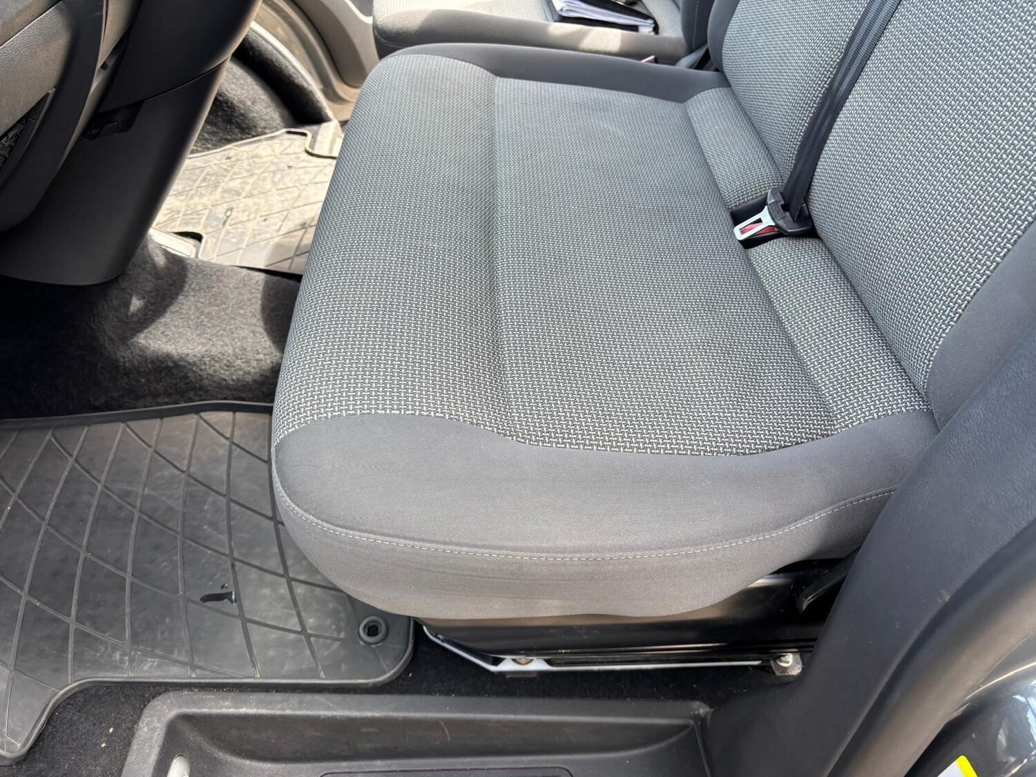 Used Volkswagen Transporter Shuttle 2010 for sale - 78220321: Photo 80