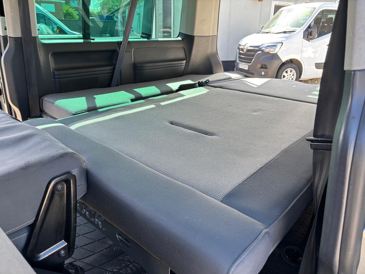 Used Volkswagen Transporter Shuttle 2010 for sale - 78220321: Photo 84