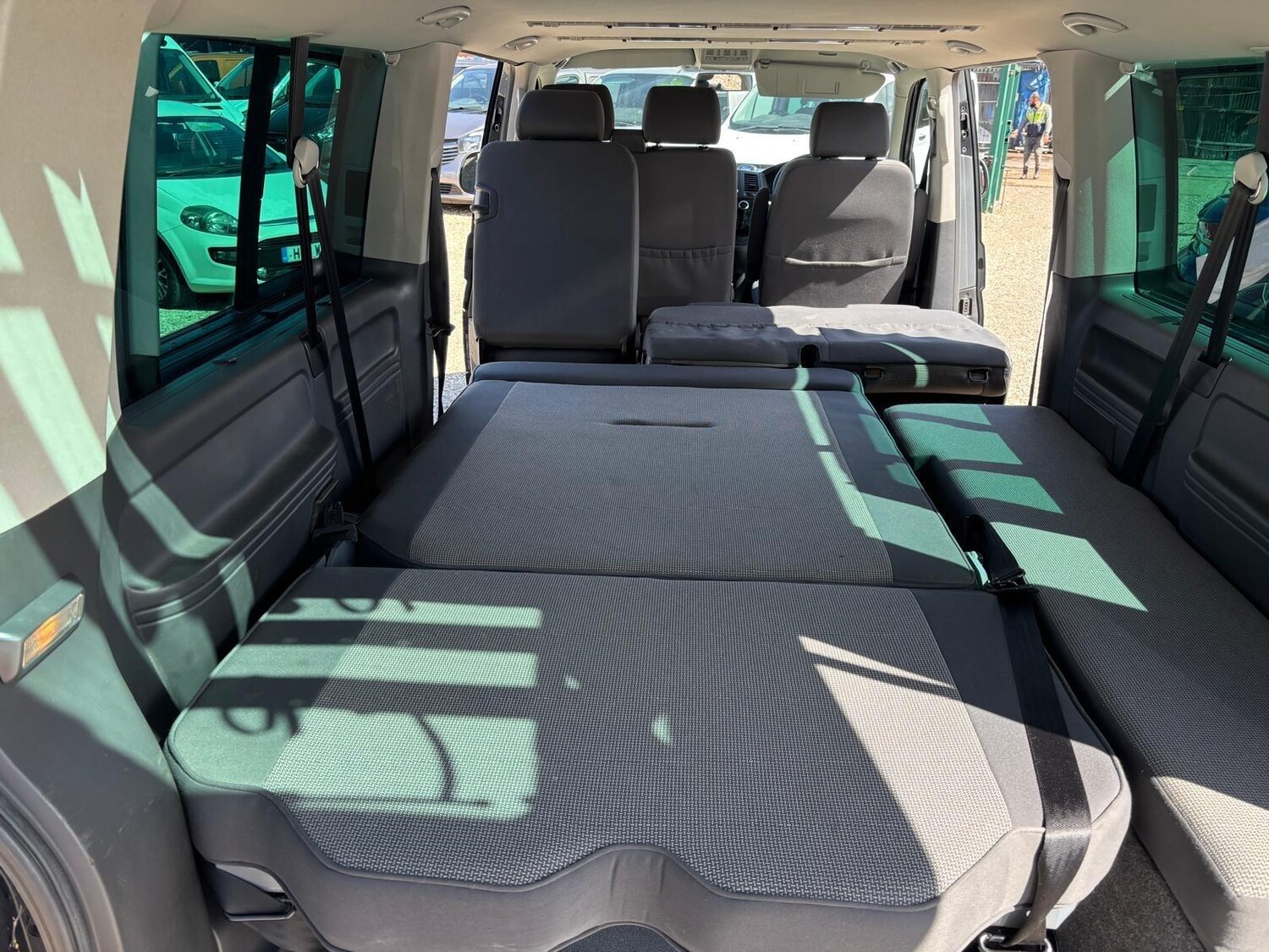 Used Volkswagen Transporter Shuttle 2010 for sale - 78220321: Photo 86