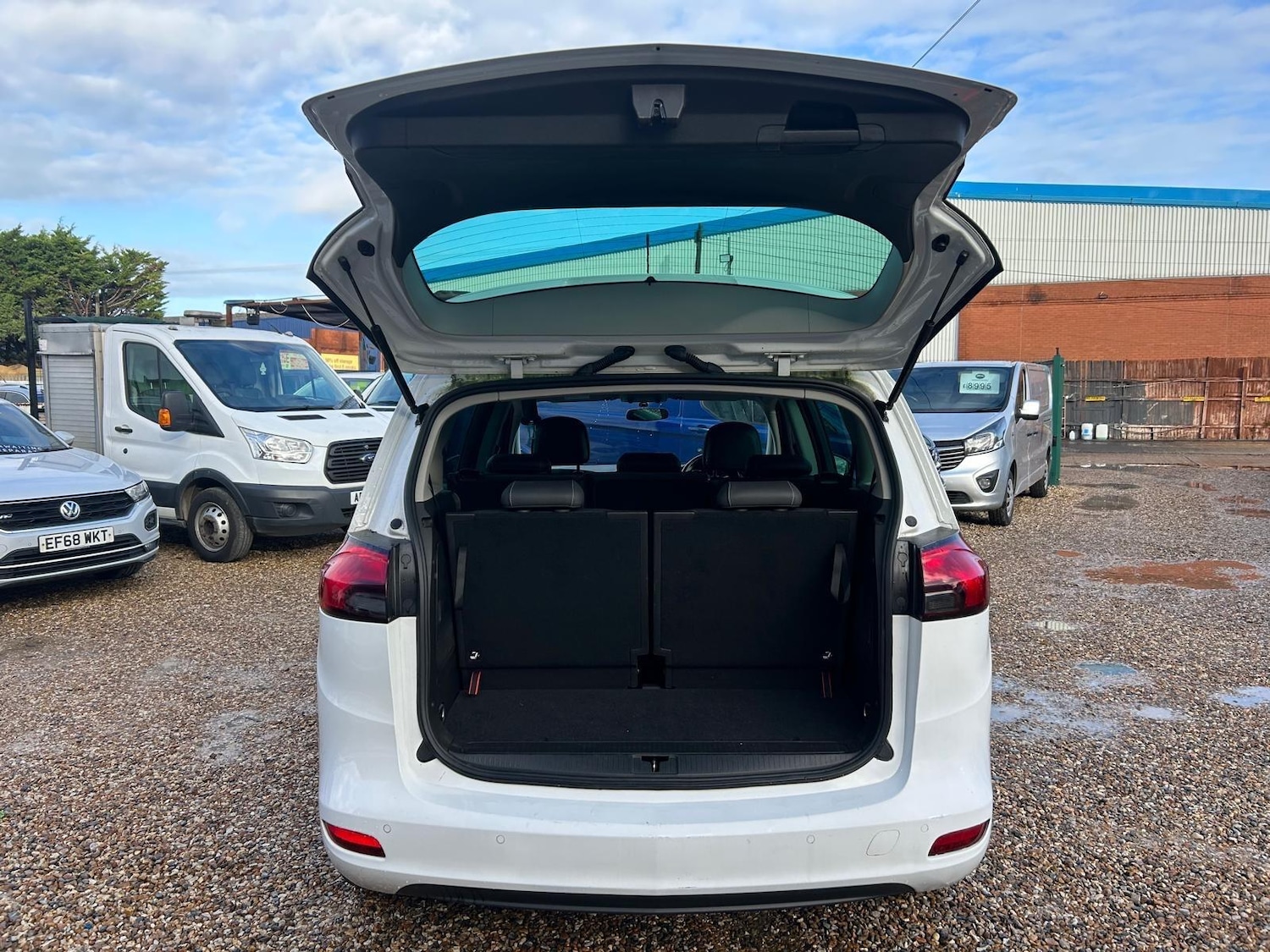 Used Vauxhall Zafira 2018 for sale - 76457855: Photo 18