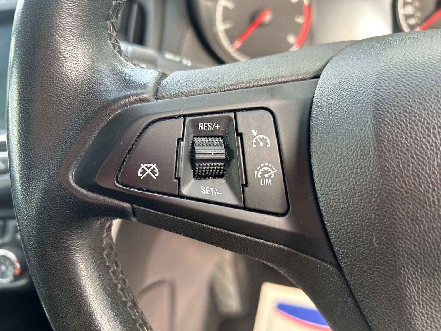 Used Vauxhall Zafira 2018 for sale - 76457855: Photo 27