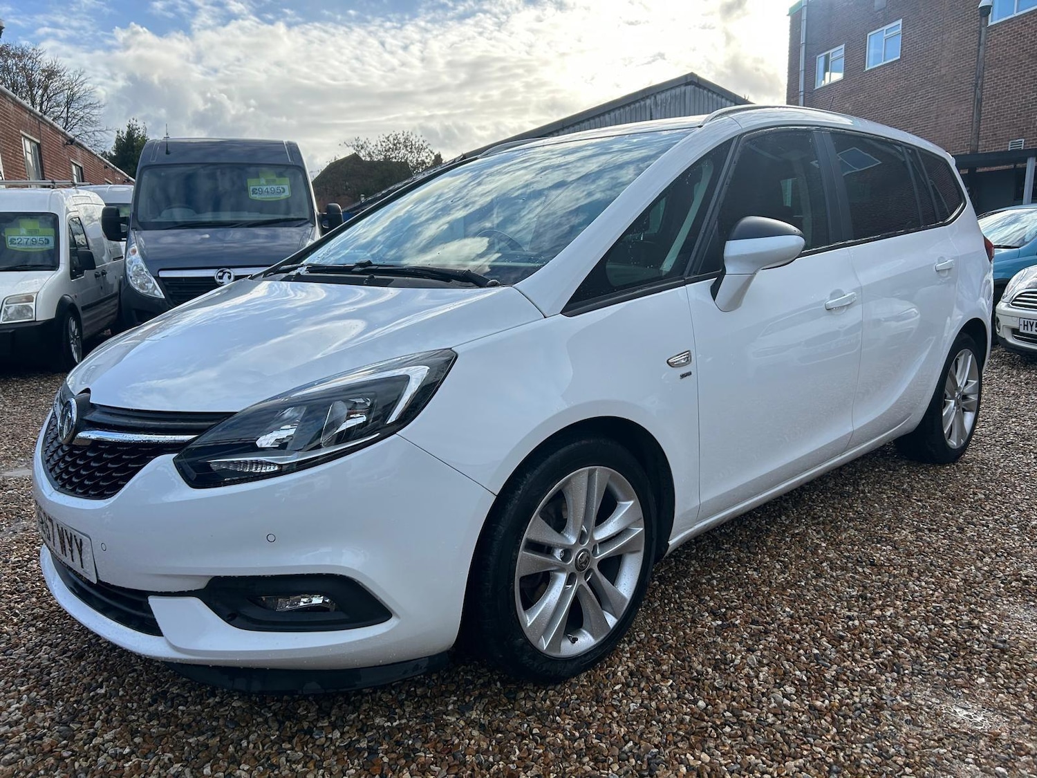 Used Vauxhall Zafira 2018 for sale - 76457855: Photo 5