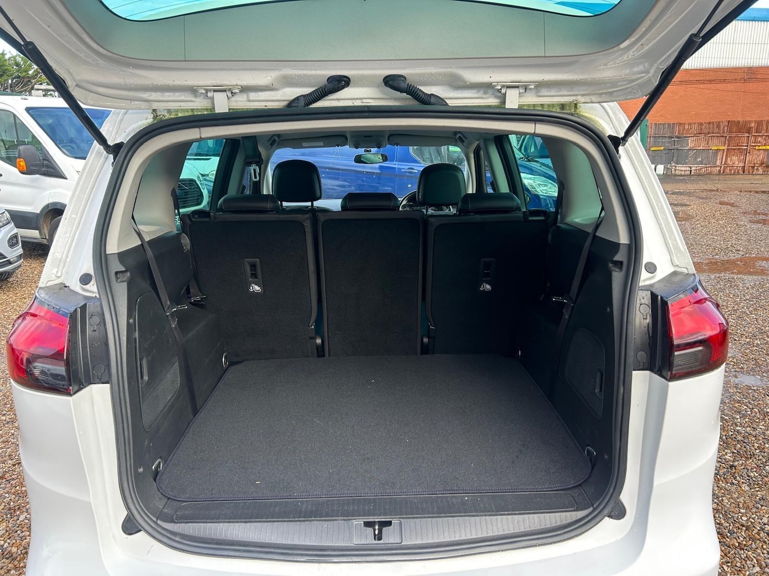 Used Vauxhall Zafira 2018 for sale - 76457855: Photo 55