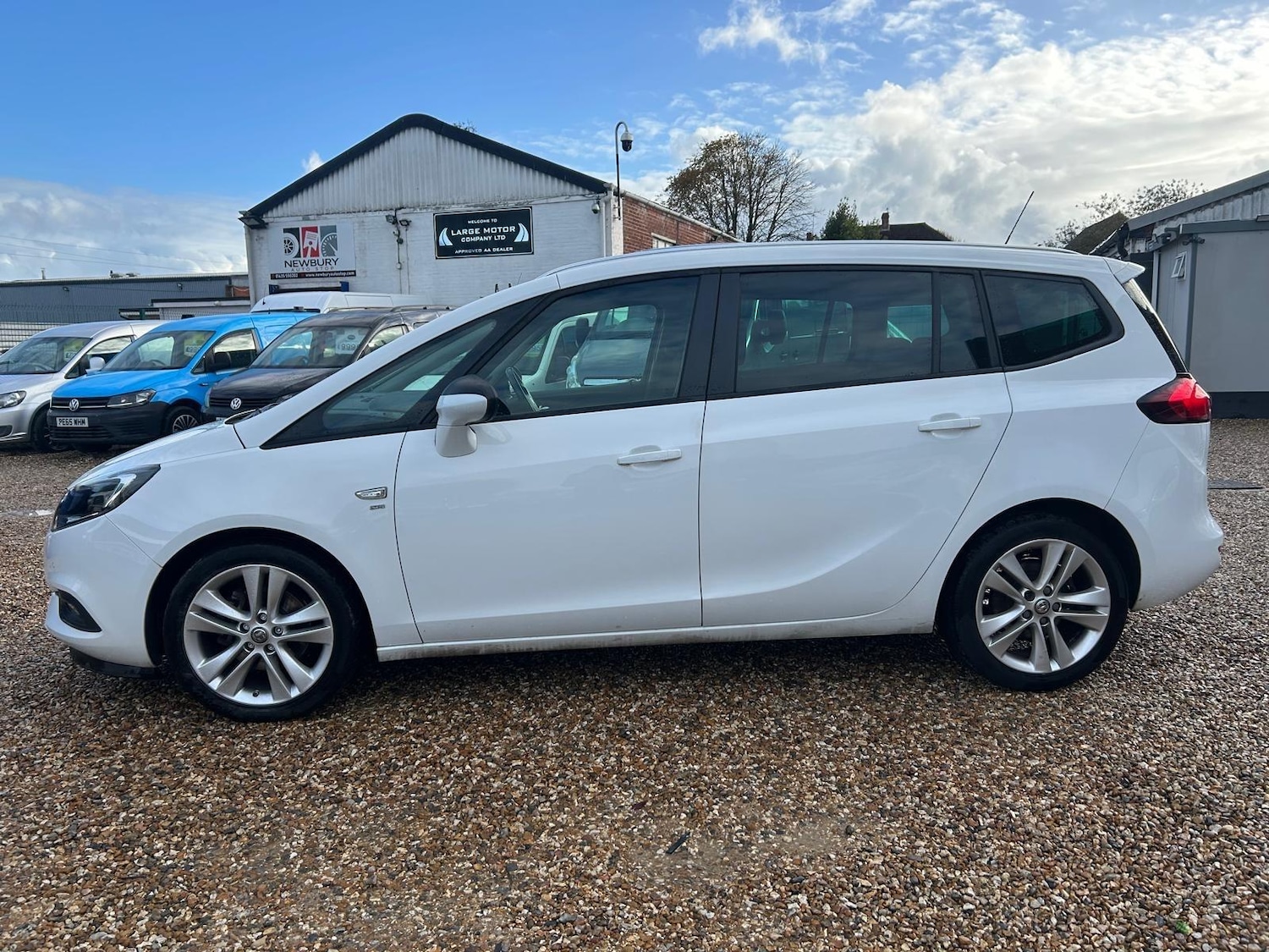 Used Vauxhall Zafira 2018 for sale - 76457855: Photo 6