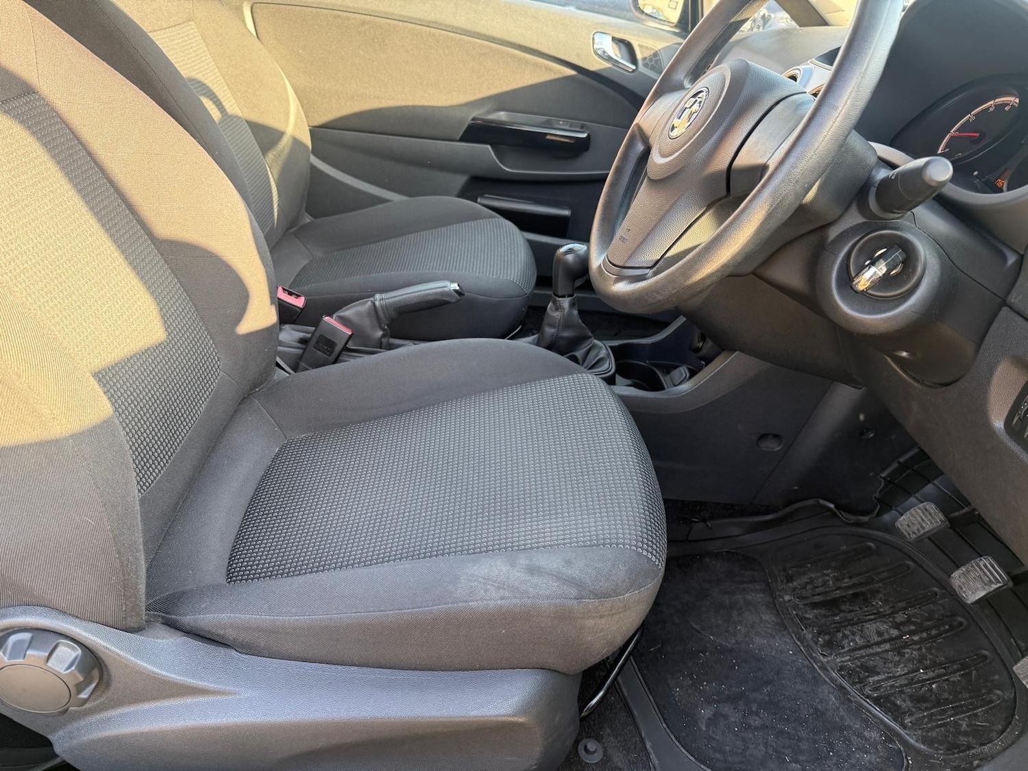 Used Vauxhall Corsa 2012 for sale - 78171532: Photo 35