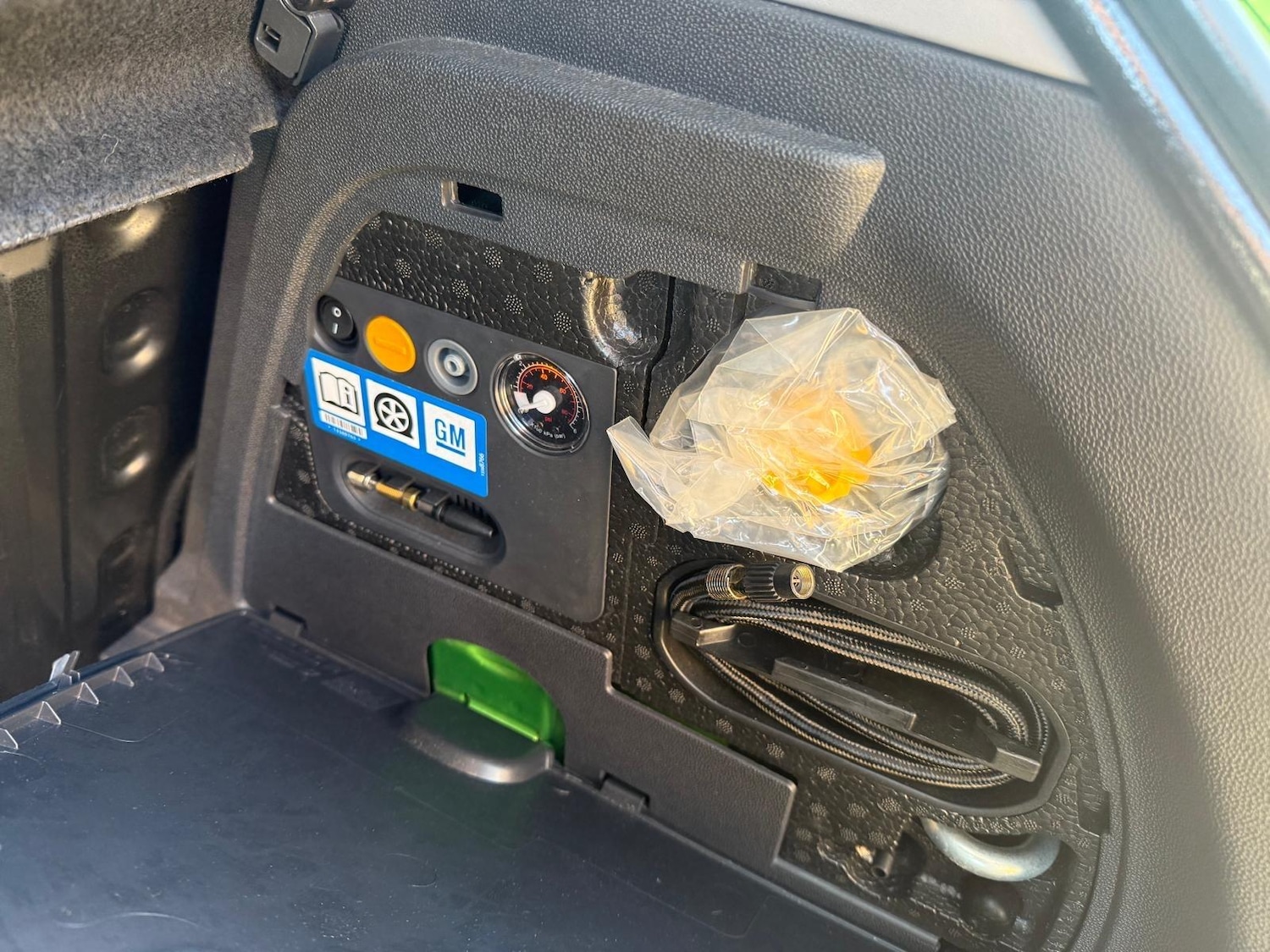 Used Vauxhall Corsa 2012 for sale - 78171532: Photo 38