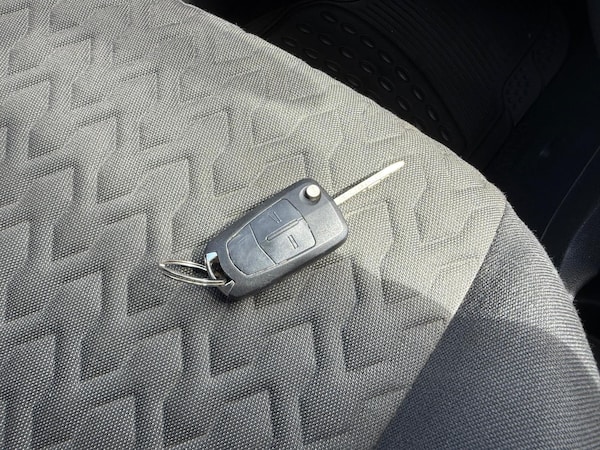 Used Vauxhall Corsa 2013 for sale - 75291271: Photo 42