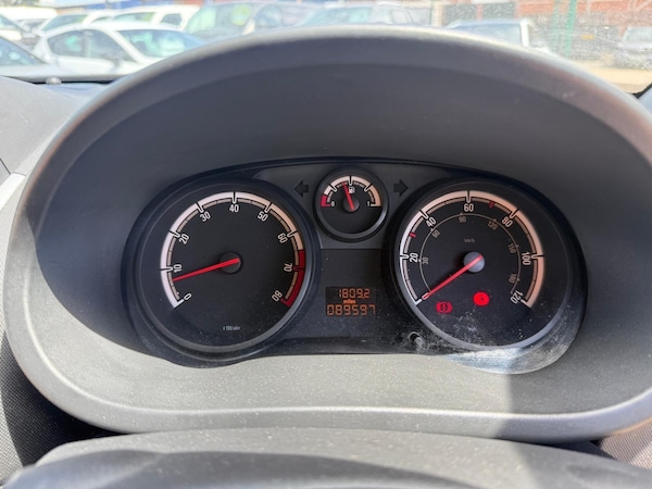 Used Vauxhall Corsa 2013 for sale - 75291271: Photo 43