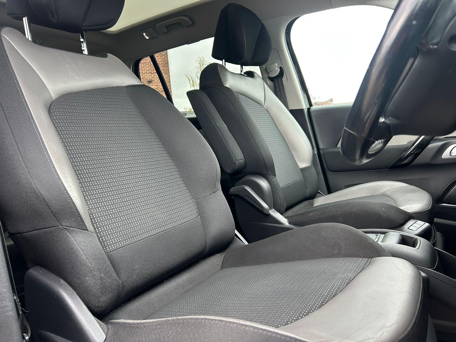 Used Citroen C4 Grand Picasso 2017 for sale - 76995505: Photo 18