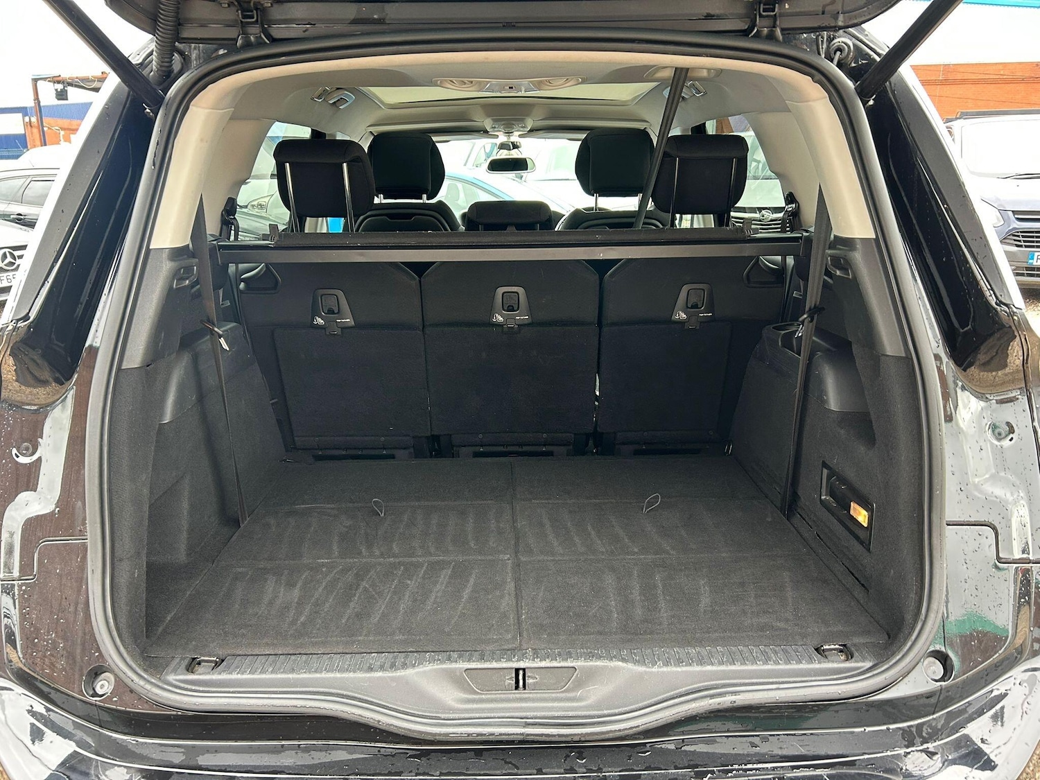 Used Citroen C4 Grand Picasso 2017 for sale - 76995505: Photo 31