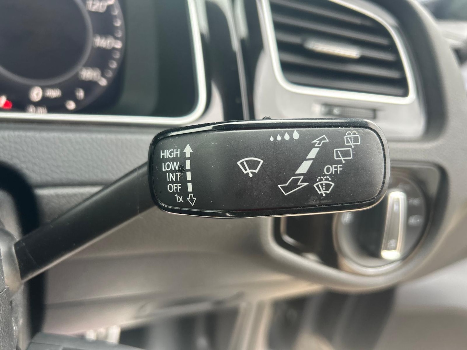 Used Volkswagen Golf for sale - 76995619: Photo 42