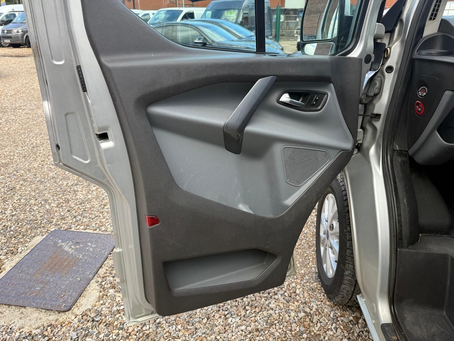 Used Ford Transit Custom 2014 for sale - 75809428: Photo 43