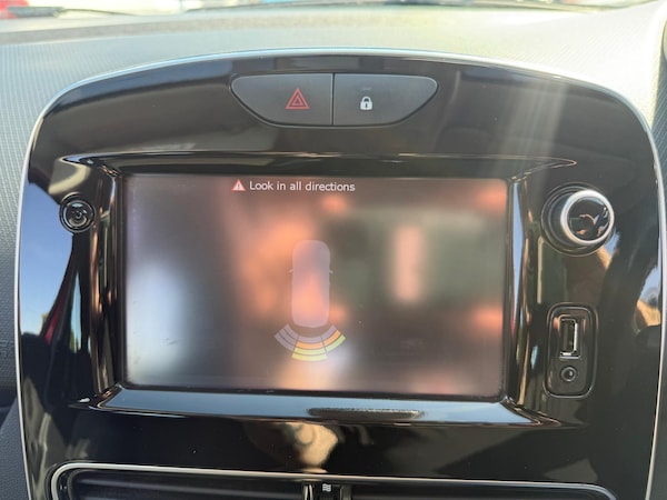 Used Renault Clio 2018 for sale - 75520034: Photo 23