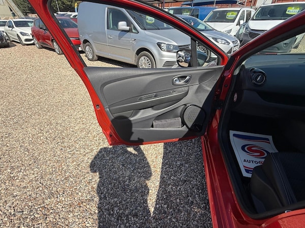 Used Renault Clio 2018 for sale - 75520034: Photo 55