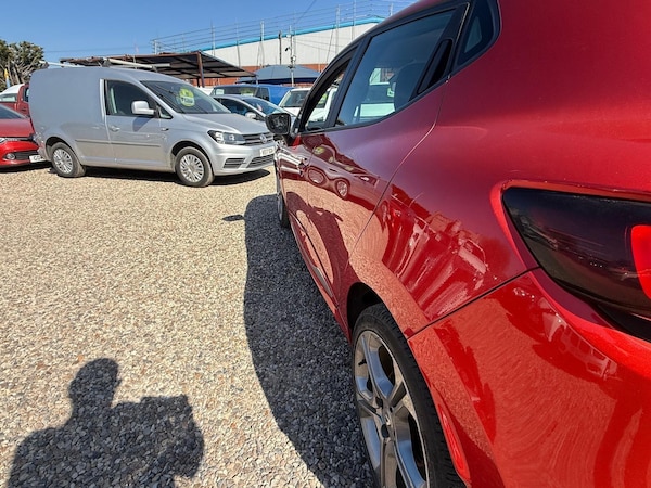 Used Renault Clio 2018 for sale - 75520034: Photo 68