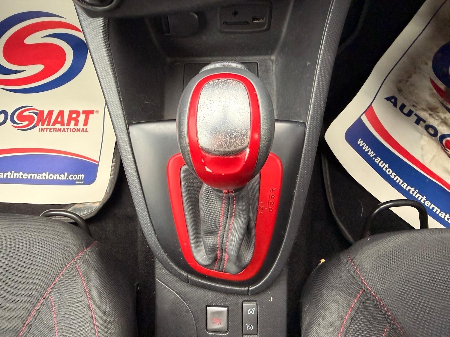 Used Renault Clio for sale - 78205359: Photo 20