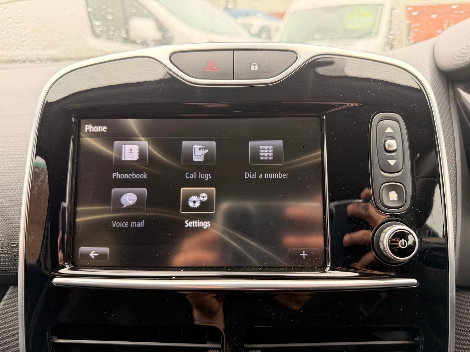 Used Renault Clio for sale - 78205359: Photo 39