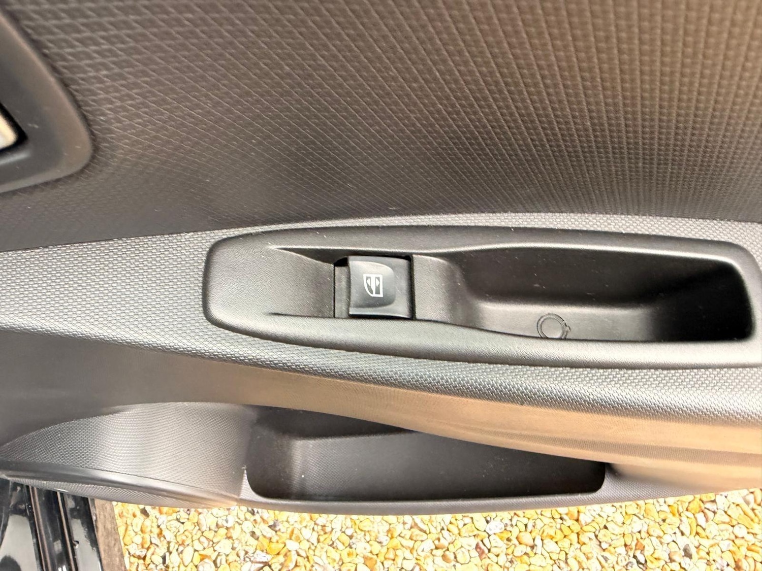 Used Renault Clio for sale - 78205359: Photo 54