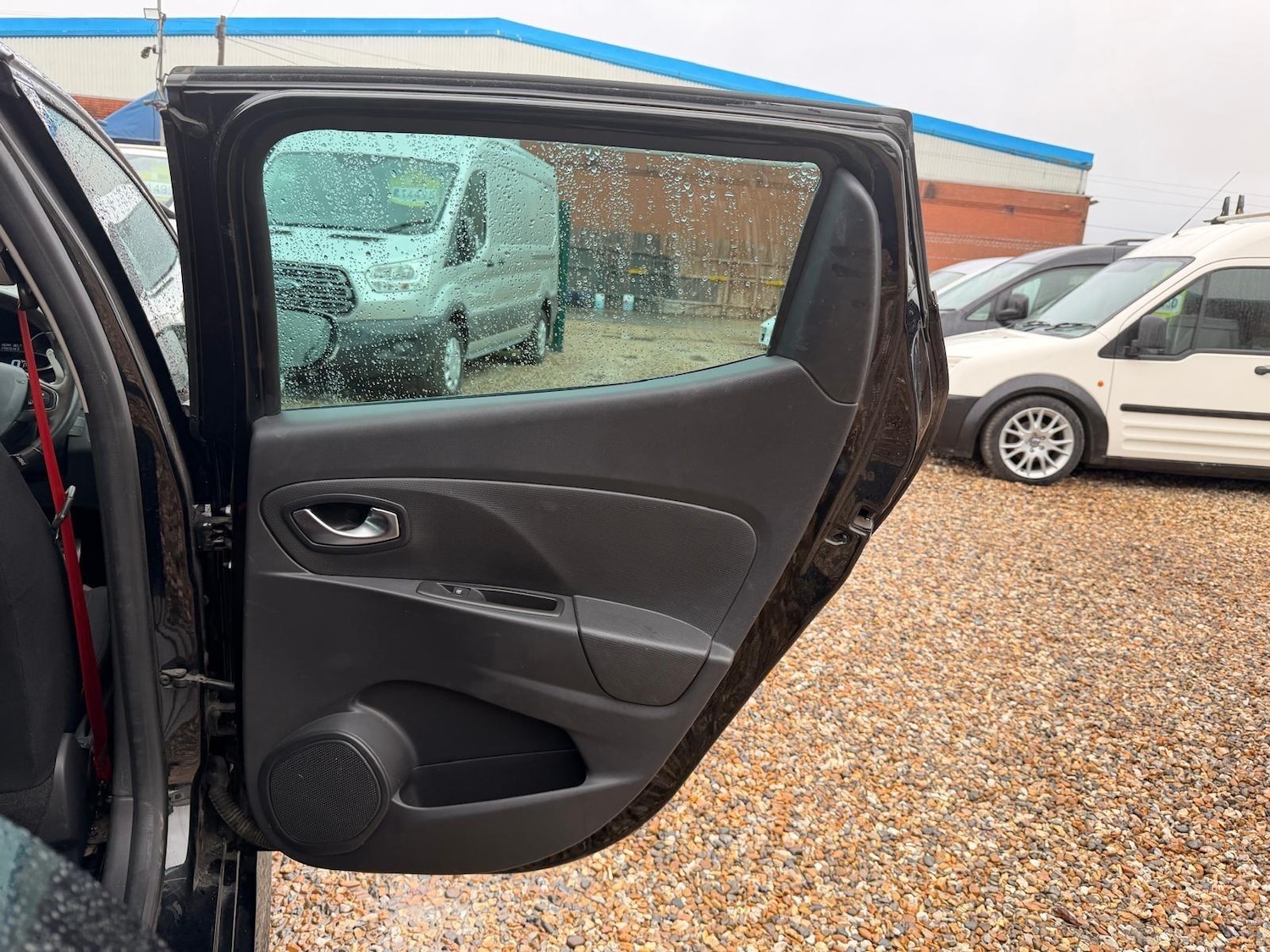 Used Renault Clio for sale - 78205359: Photo 57