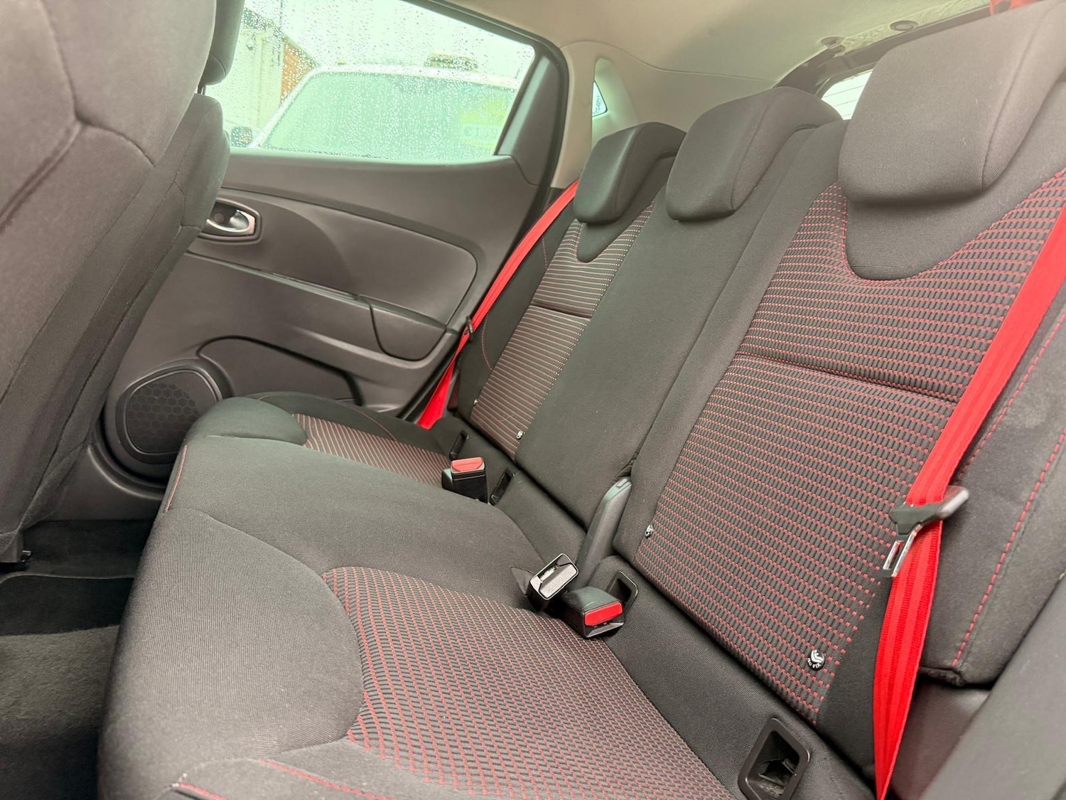 Used Renault Clio for sale - 78205359: Photo 60