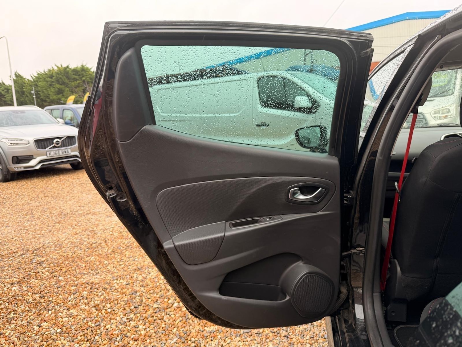 Used Renault Clio for sale - 78205359: Photo 65