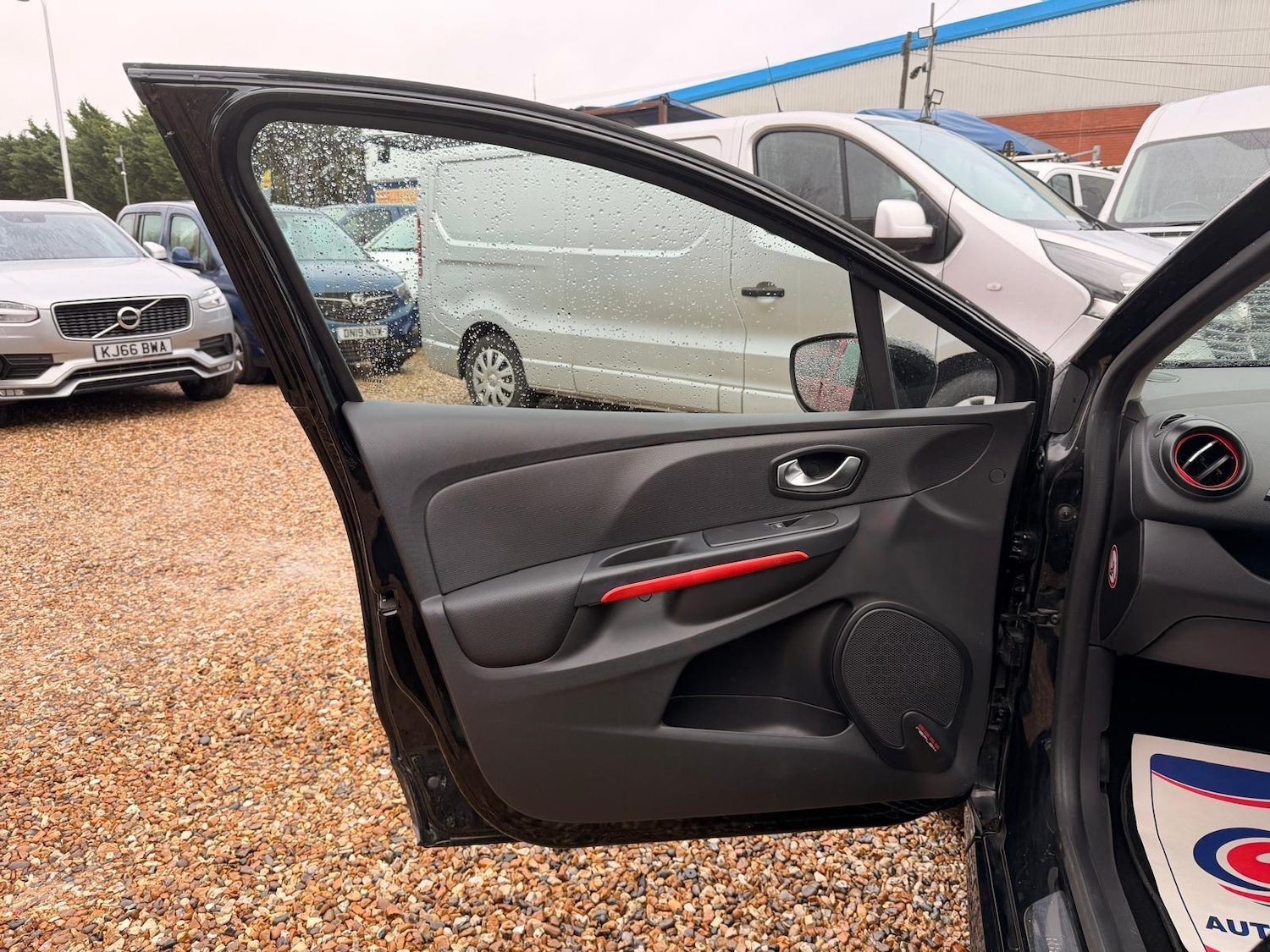 Used Renault Clio for sale - 78205359: Photo 73