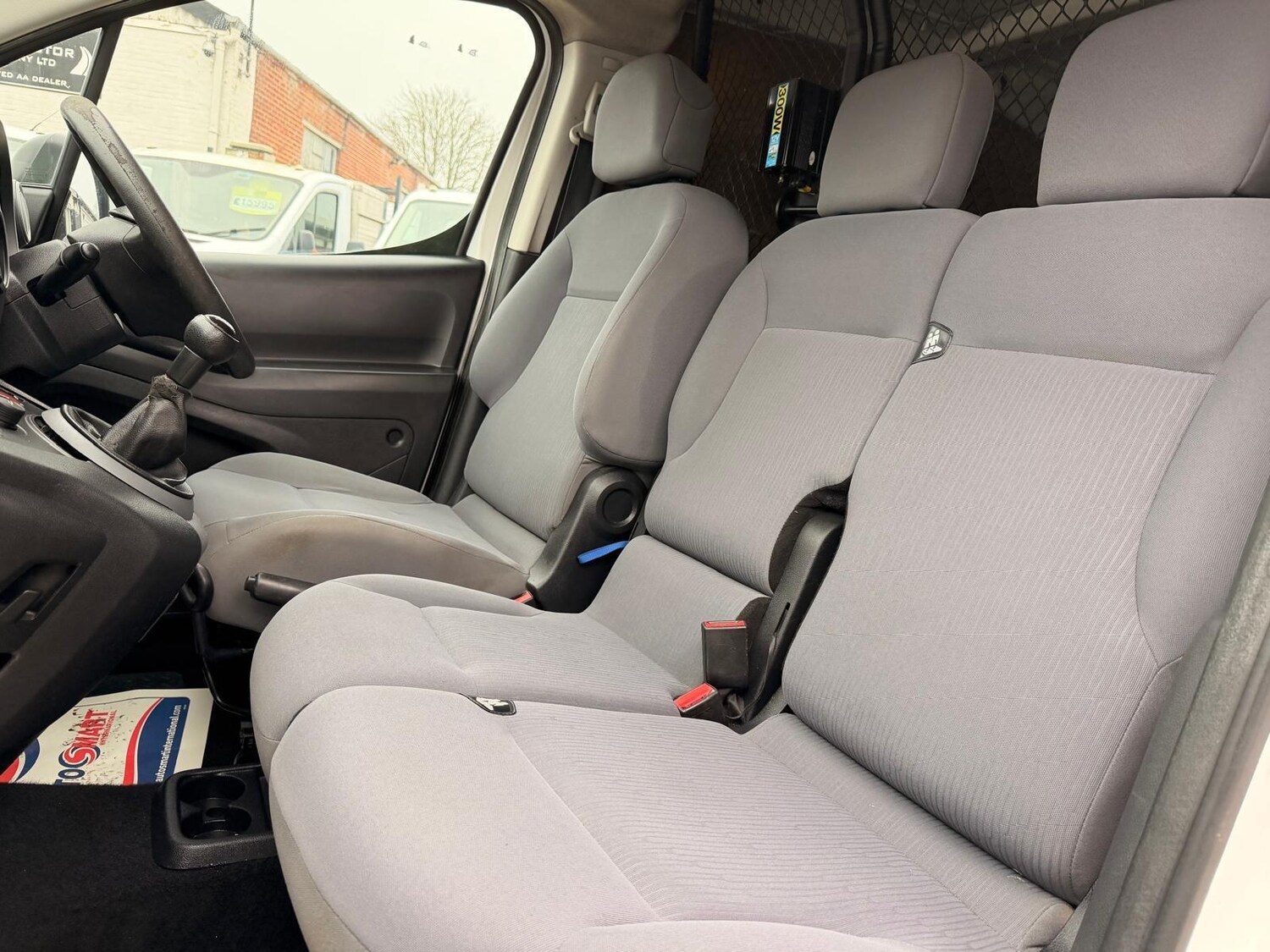 Used Peugeot Partner 2015 for sale - 77824325: Photo 11