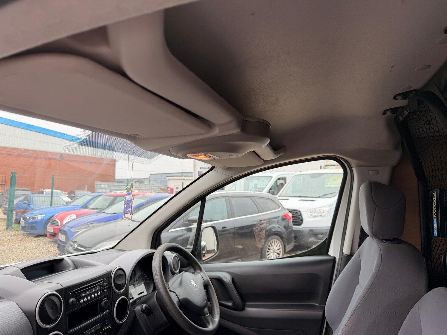 Used Peugeot Partner 2015 for sale - 77824325: Photo 38