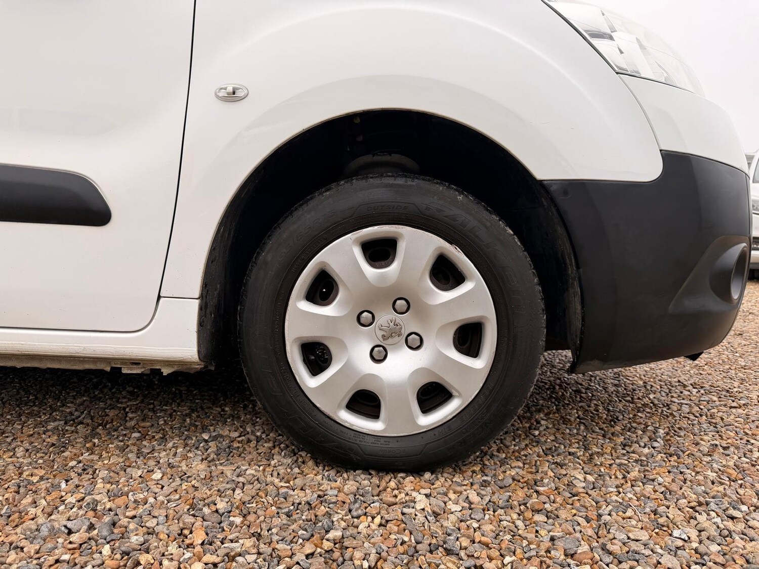 Used Peugeot Partner 2015 for sale - 77824325: Photo 47