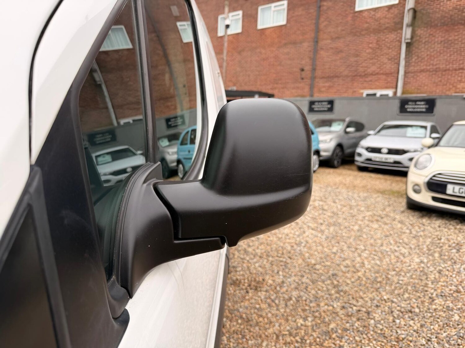 Used Peugeot Partner 2015 for sale - 77824325: Photo 48