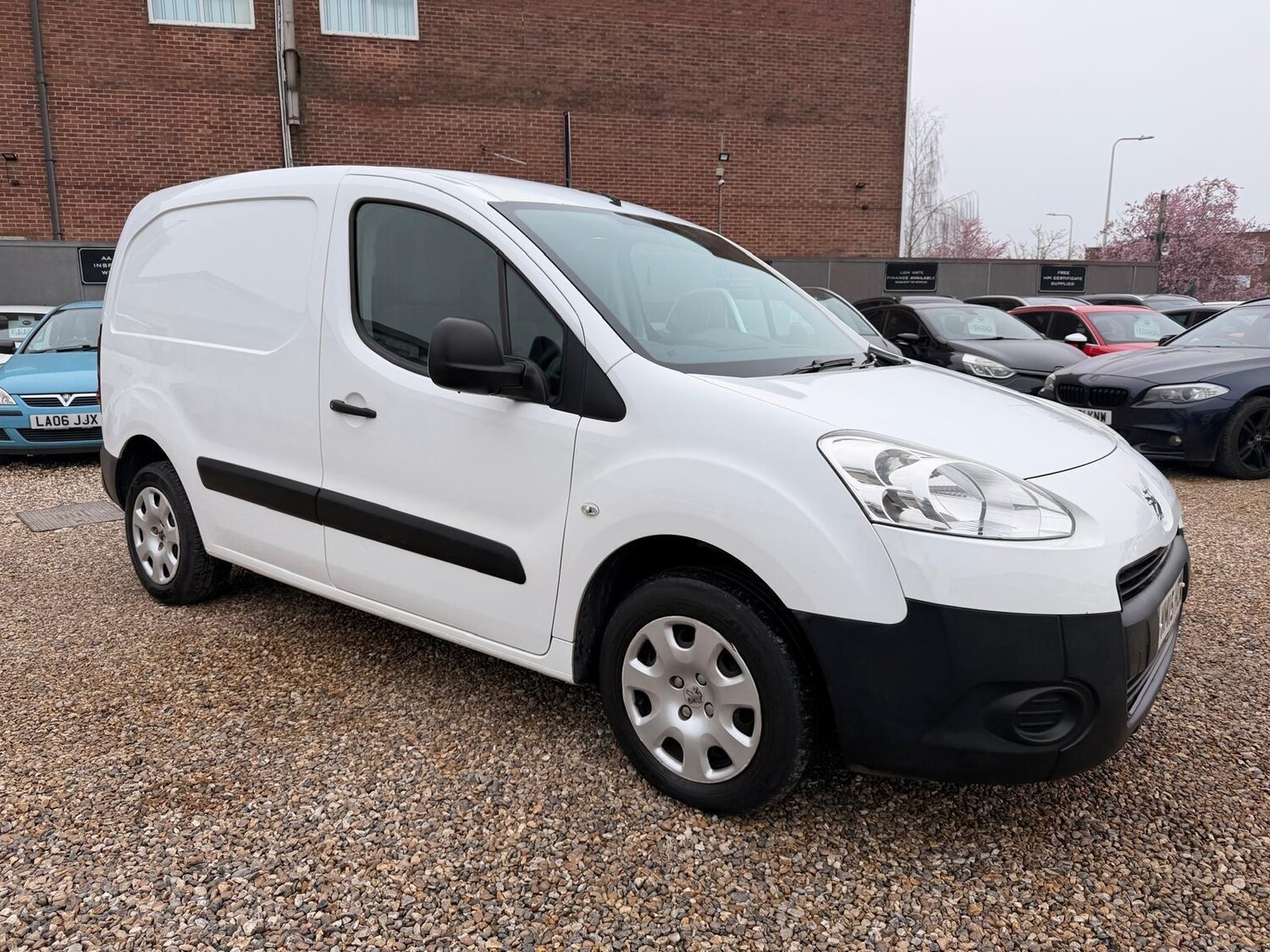 Used Peugeot Partner 2015 for sale - 77824325: Photo 57