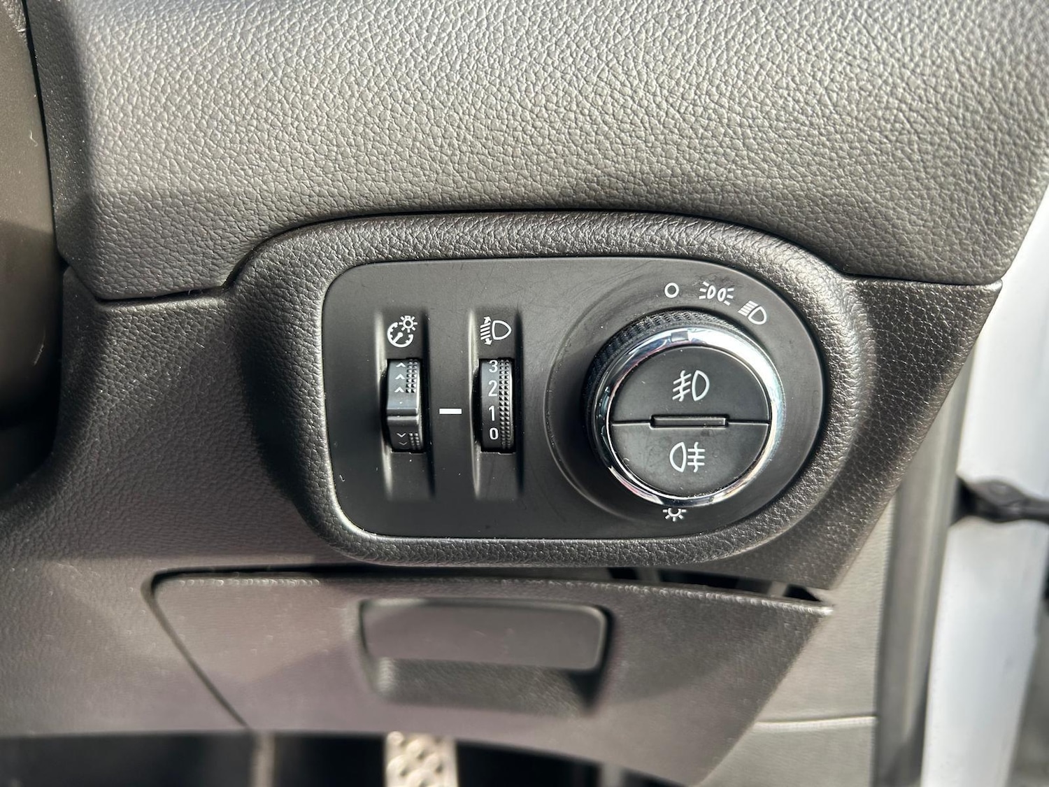 Used Vauxhall Zafira 2018 for sale - 76995376: Photo 22