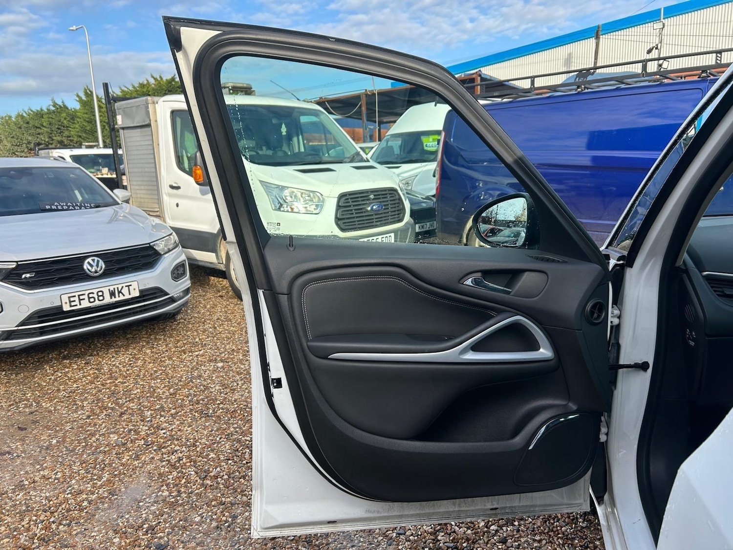 Used Vauxhall Zafira 2018 for sale - 76995376: Photo 34