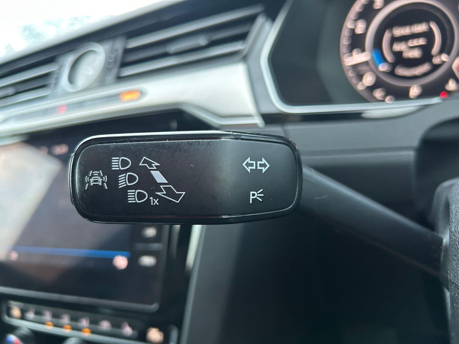 Used Volkswagen Arteon 2018 for sale - 76997668: Photo 22