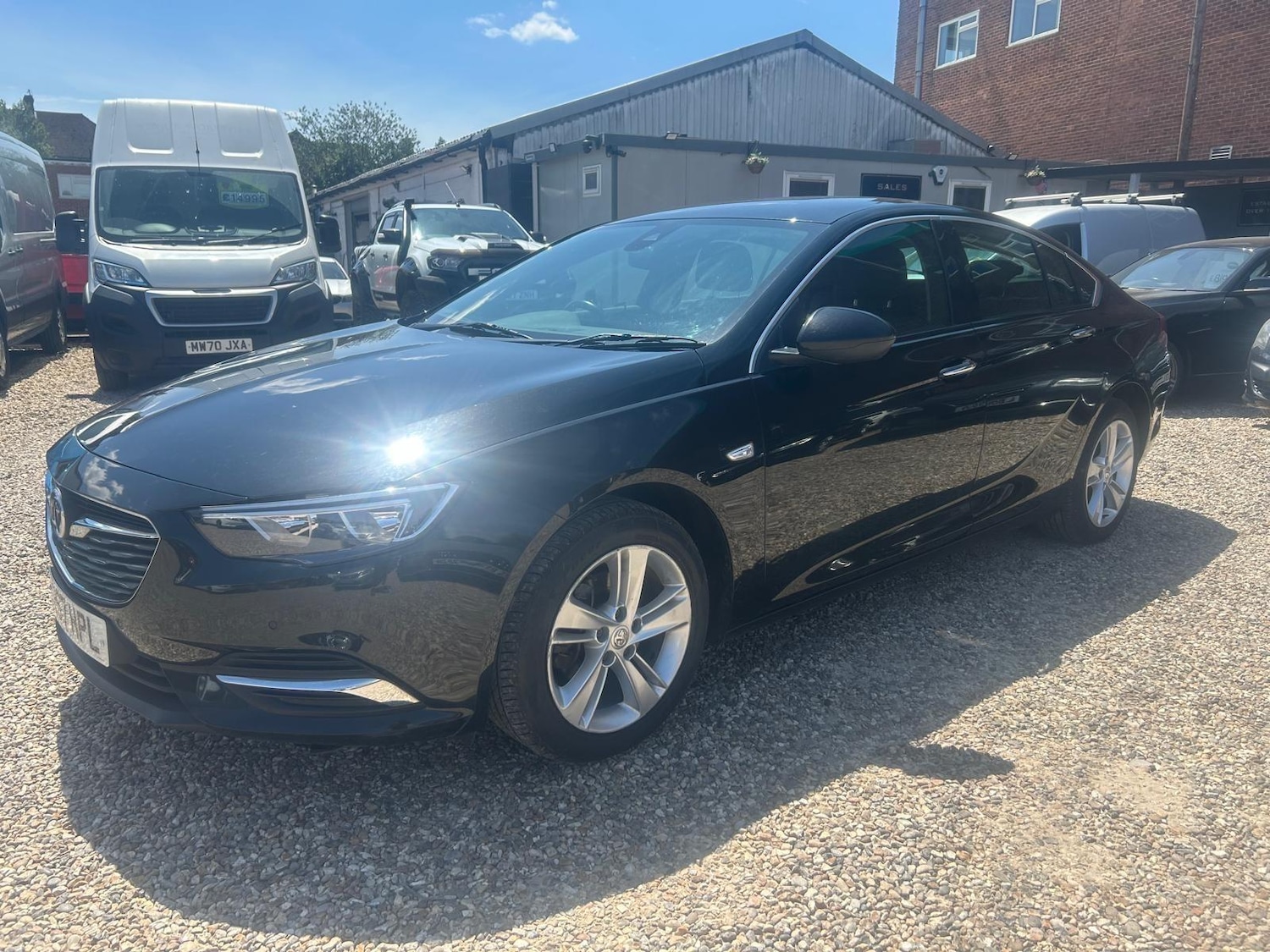 Used Vauxhall Insignia 2017 for sale - 77784335: Photo 5
