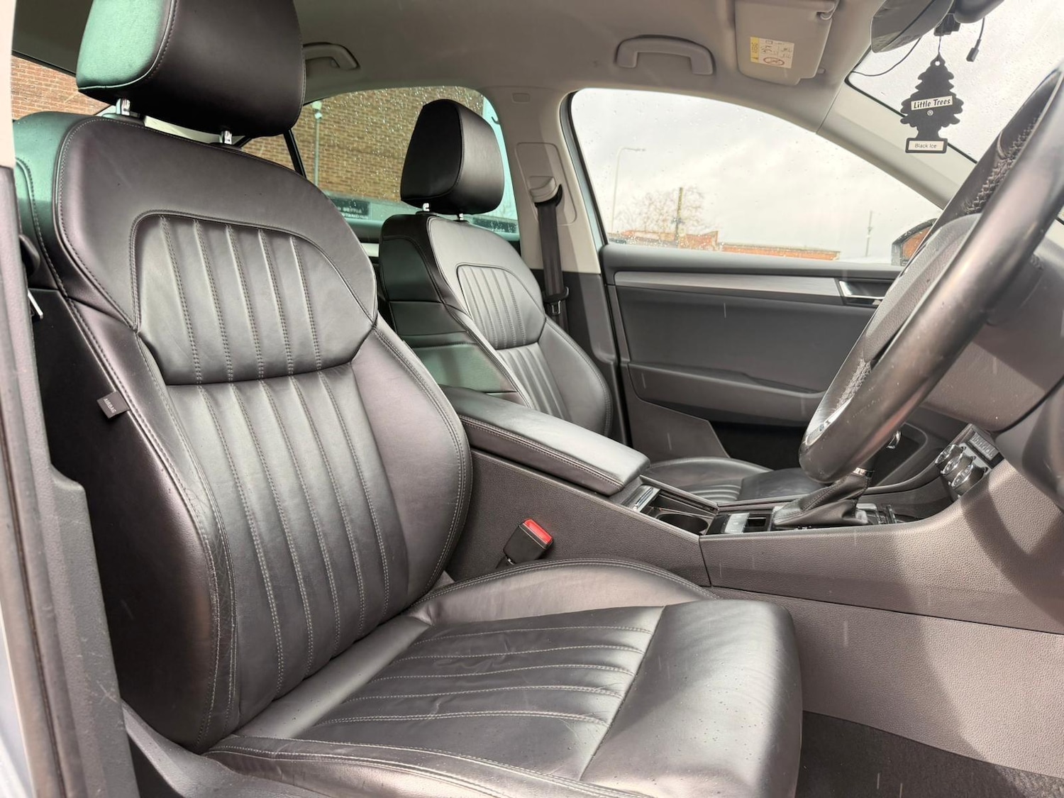 Used Skoda Superb 2016 for sale - 77632921: Photo 11