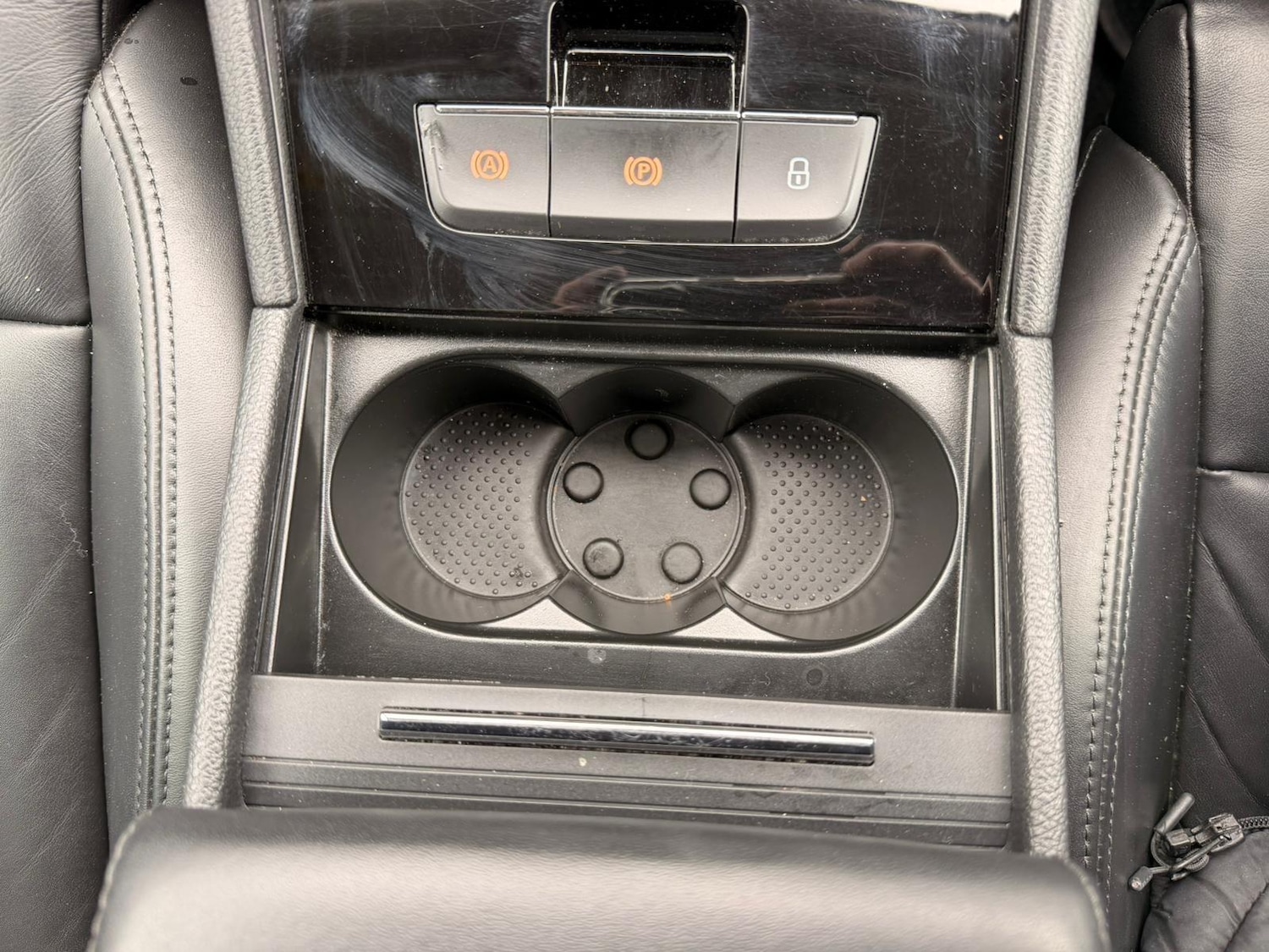 Used Skoda Superb 2016 for sale - 77632921: Photo 43