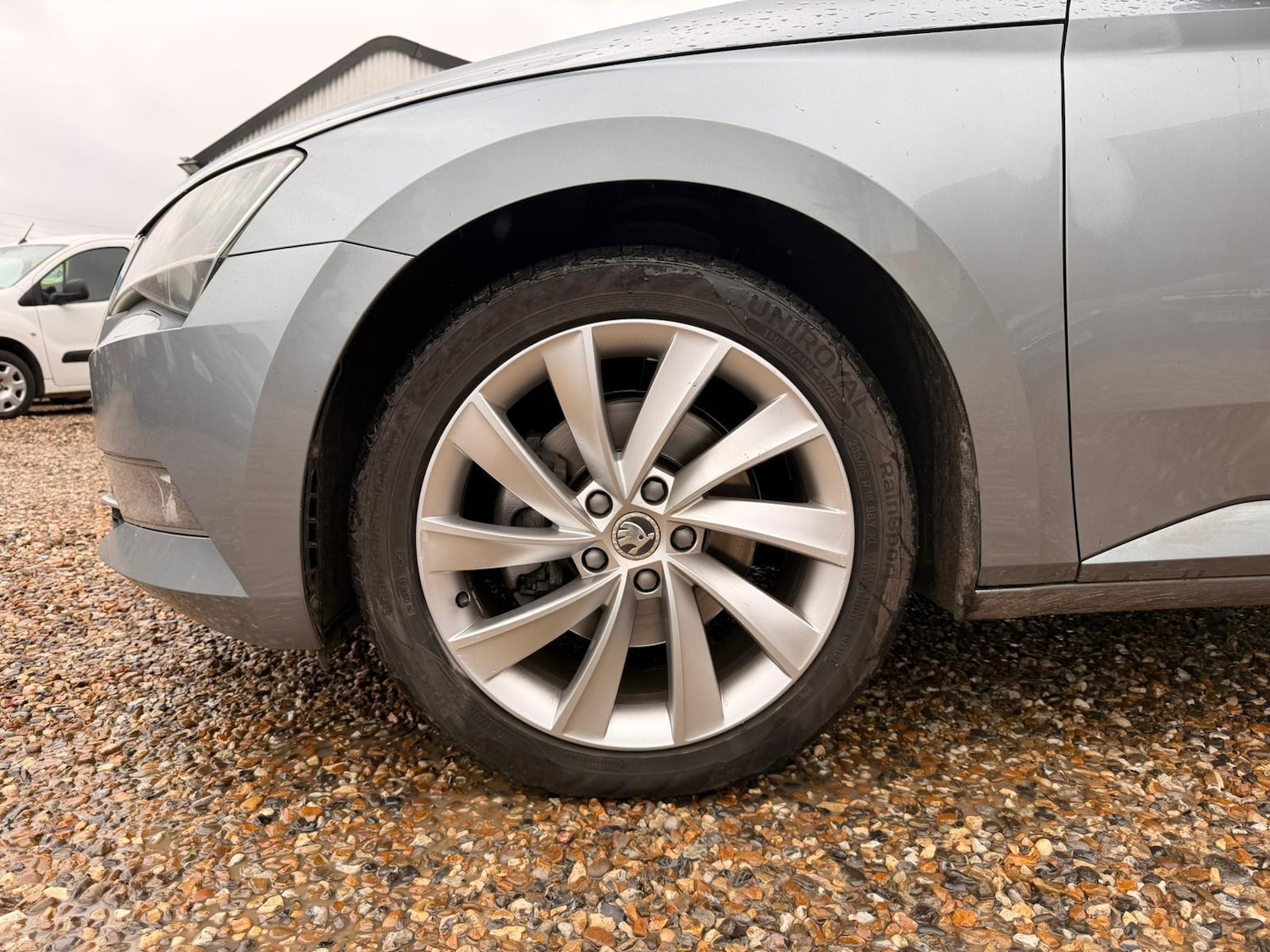 Used Skoda Superb 2016 for sale - 77632921: Photo 65