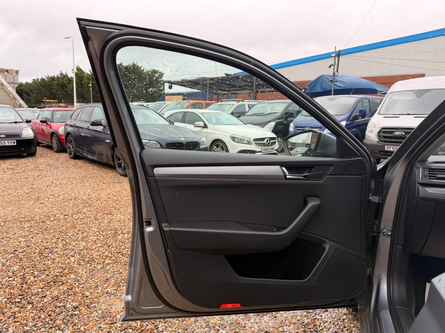 Used Skoda Superb 2016 for sale - 77632921: Photo 67